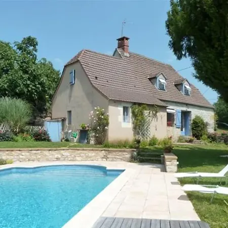 Сasa de vacaciones Maison Quercynoise Swimming Pool